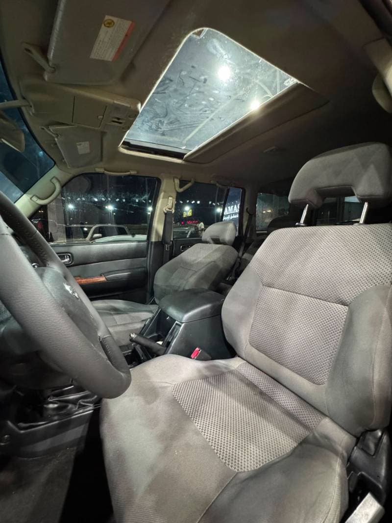 2014 Nissan Patrol SUPER SAFARI T1 thumbnail 6