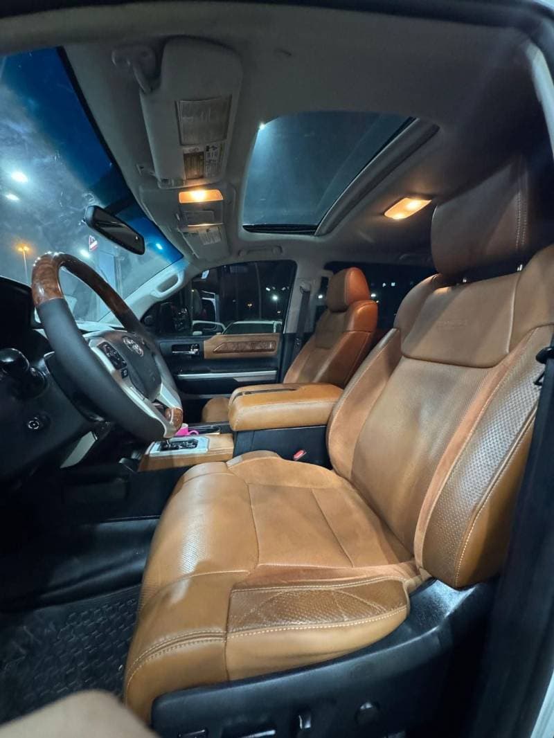2015 Toyota Tundra STANDARD thumbnail 4