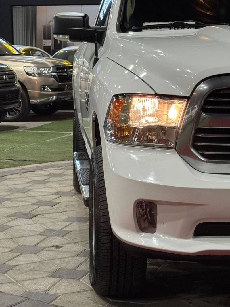 2019 RAM 1500 thumbnail 6