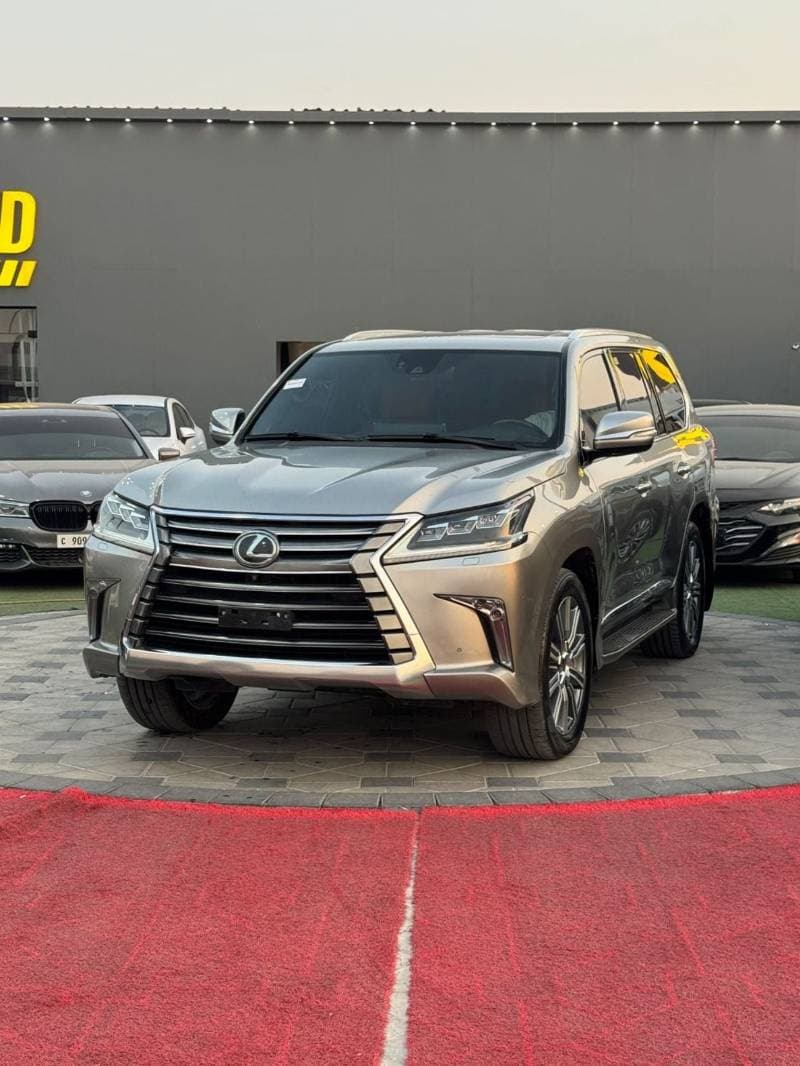 2017 Lexus LX570 PLATINUM thumbnail 8