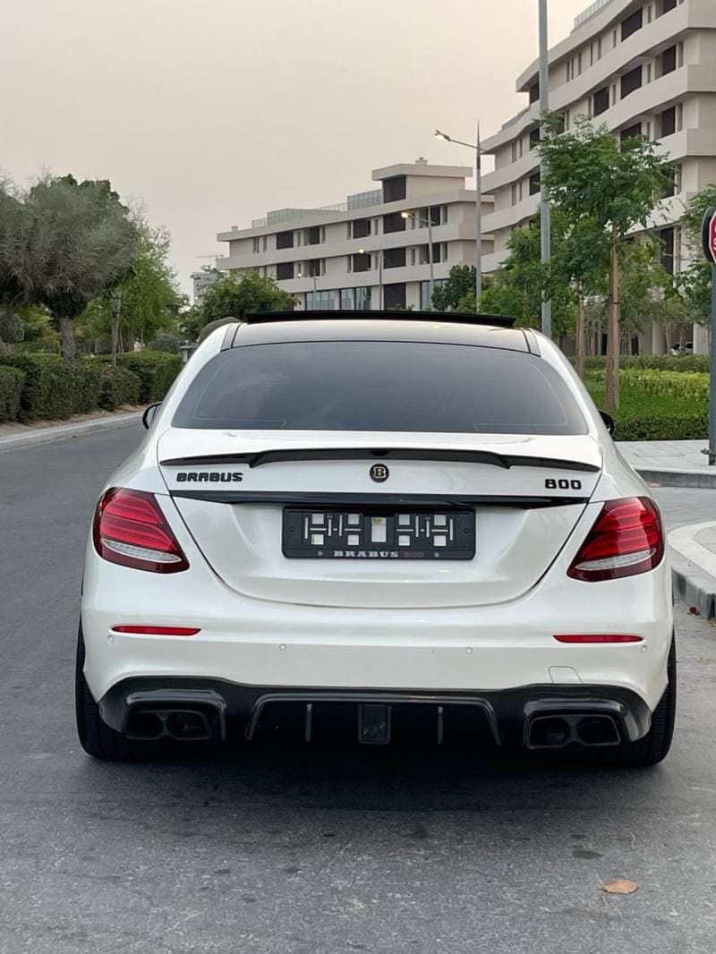 2017 Mercedes Benz E63 AMG S thumbnail 6