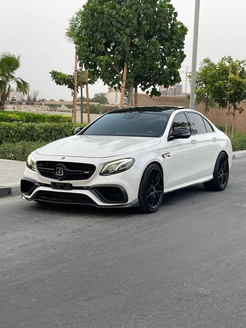 2017 Mercedes Benz E63 AMG S thumbnail 5