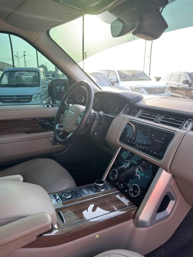 2018 Land Rover Range Rover HSE thumbnail 8