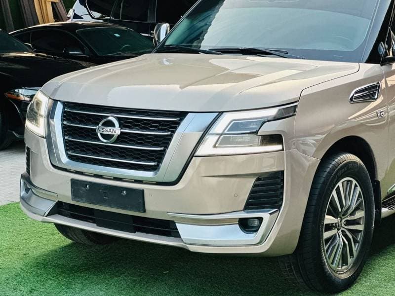 2021 Nissan Patrol LE PLATINUM CITY thumbnail 4