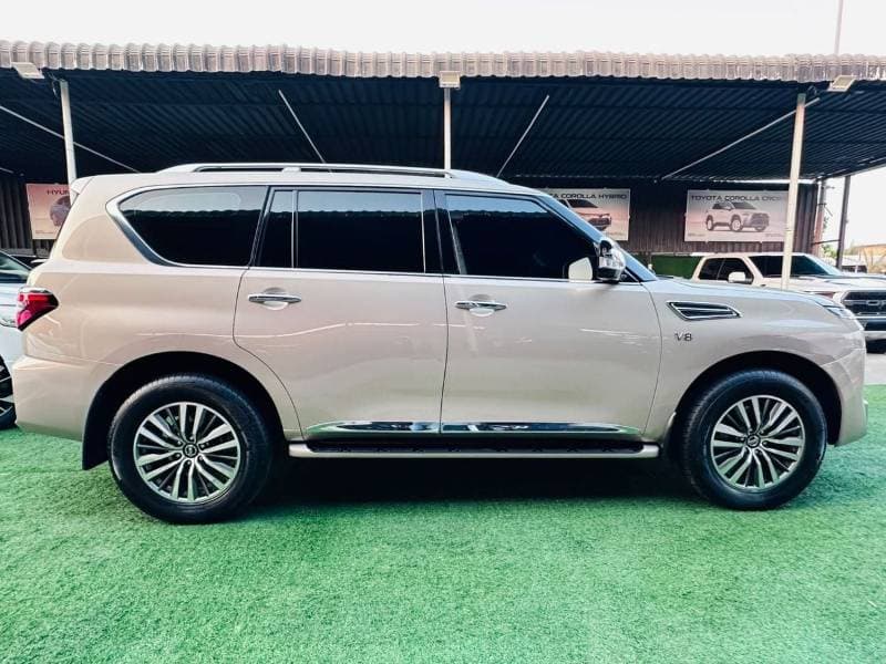 2021 Nissan Patrol LE PLATINUM CITY thumbnail 5