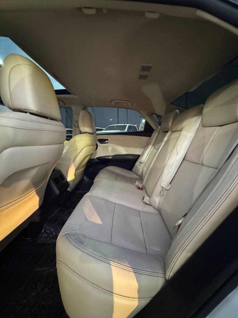 2013 Toyota Avalon LIMITED thumbnail 7