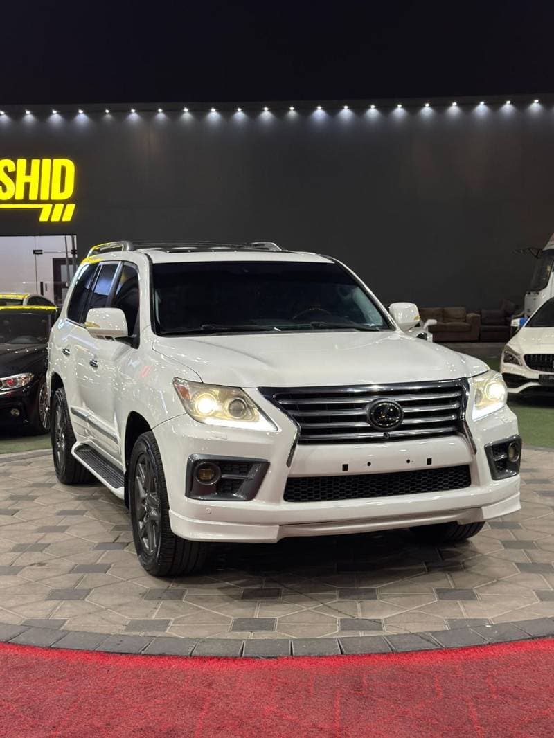 2011 Lexus LX570 TOP thumbnail 4