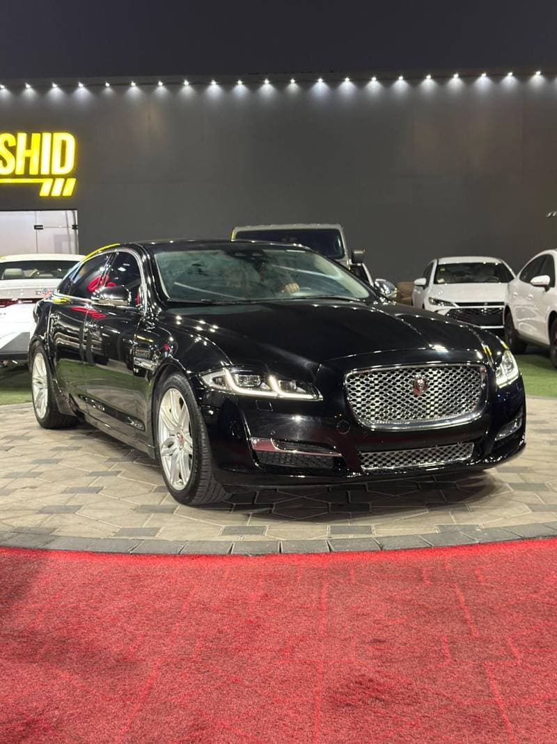 2018 Jaguar XJ PREMIUM LUXURY LWB thumbnail 5