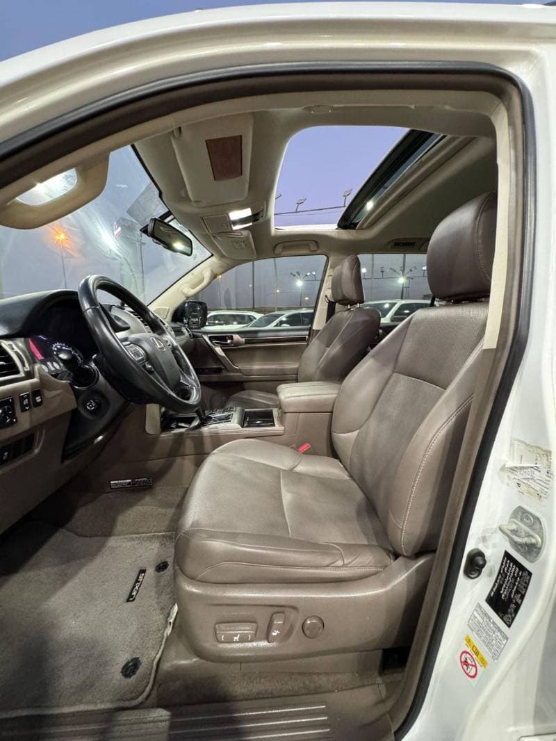 2018 Lexus GX460 PLATINUM thumbnail 6