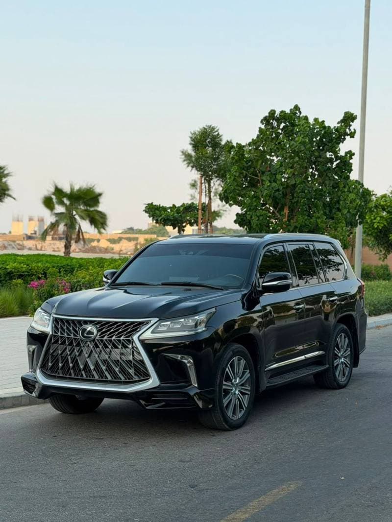 2017 Lexus LX570 SPORT PLUS