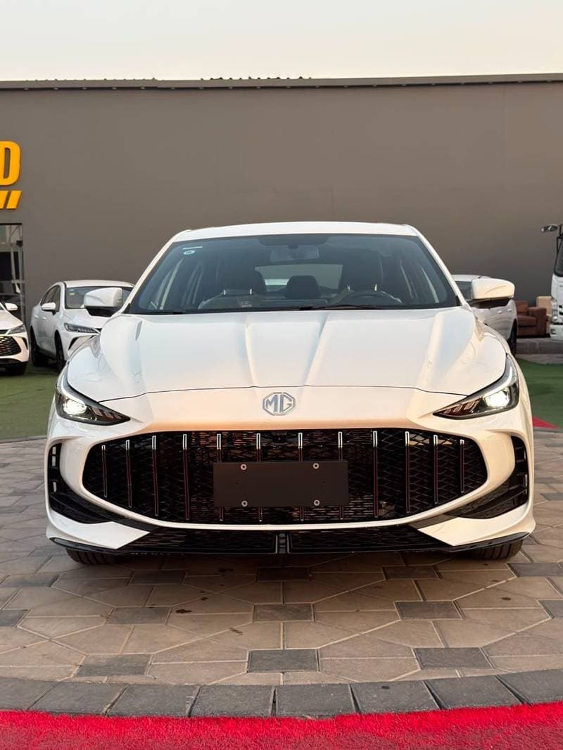2026 MG 5 LUX thumbnail 5