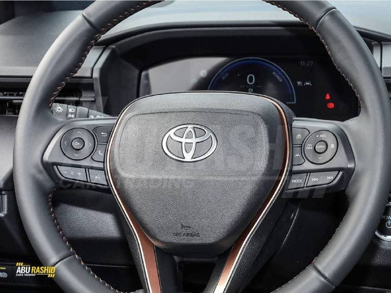 2026 Toyota Corolla Cross GLI thumbnail 8