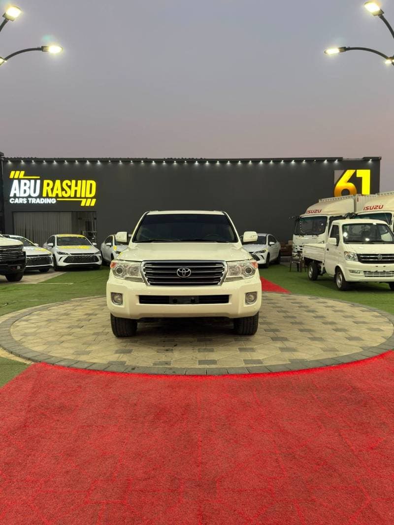 2010 Toyota Land Cruiser GXR thumbnail 8