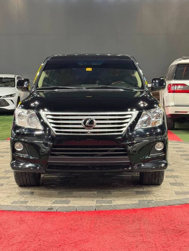 2011 Lexus LX570 TOP thumbnail 3