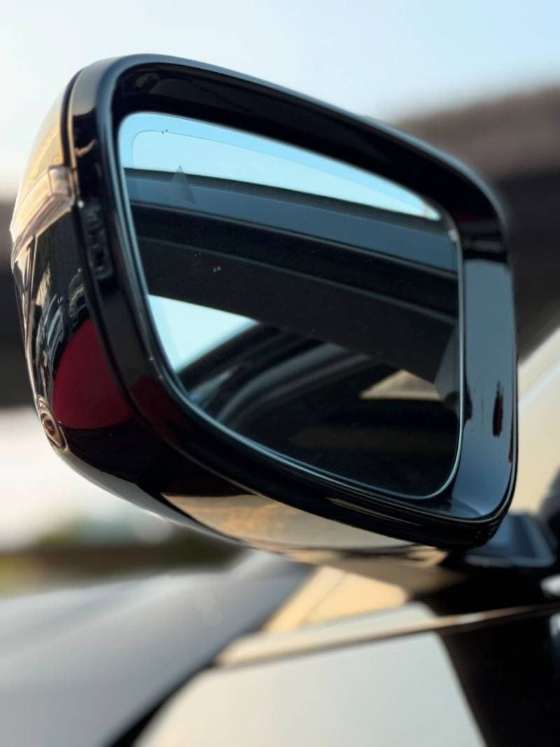 2021 BMW 550i xDrive thumbnail 6
