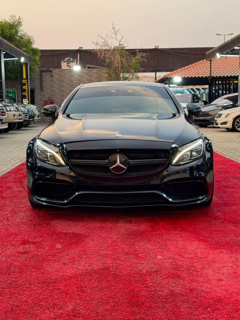 2017 Mercedes Benz C 63 Coupe thumbnail 3