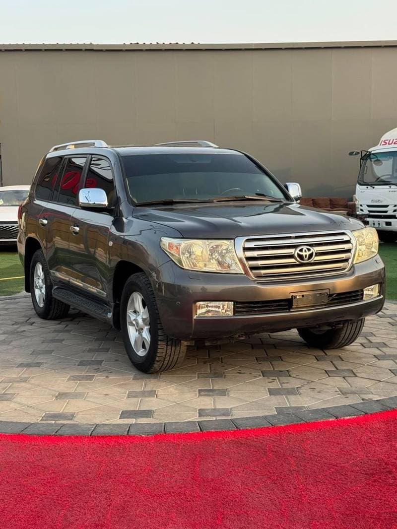 2011 Toyota Land Cruiser VXR TOP 60th ANNIVERSARY thumbnail 3
