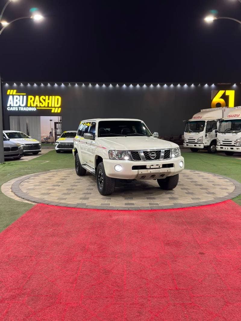 2017 Nissan Patrol SAFARI thumbnail 5