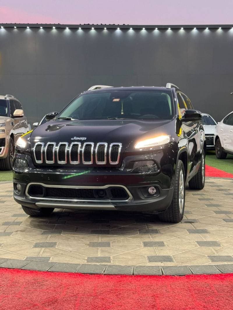 2016 Jeep Cherokee LIMITED thumbnail 3