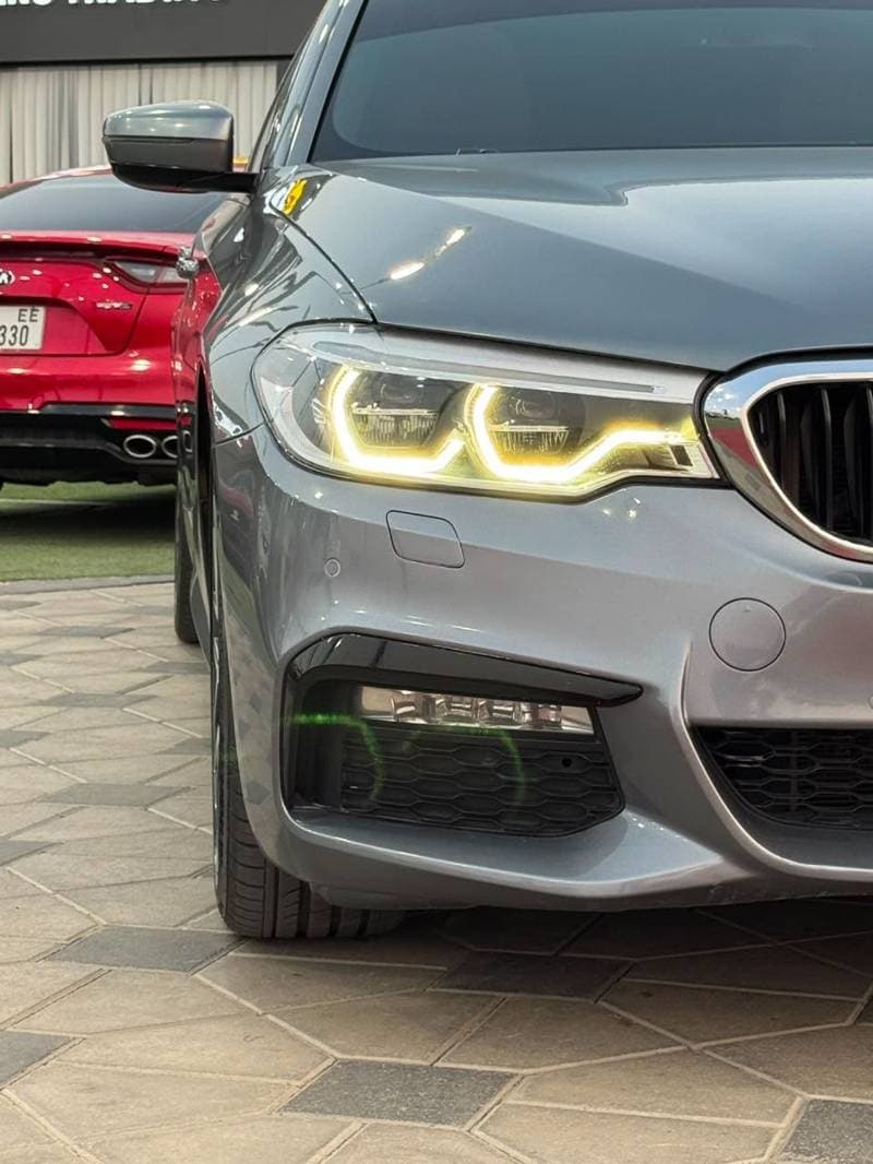 2018 BMW 530i M SPORT thumbnail 6