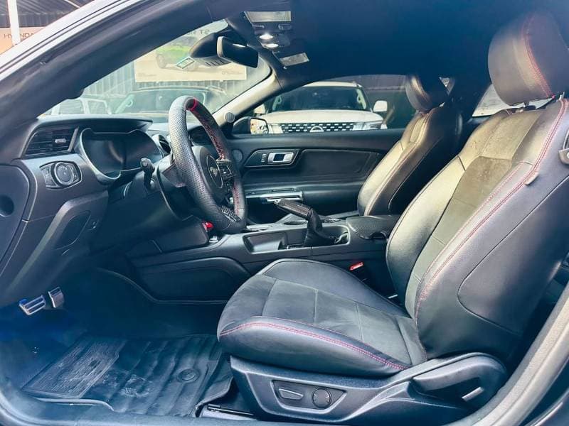 2020 Ford Mustang GT PREMIUM thumbnail 8