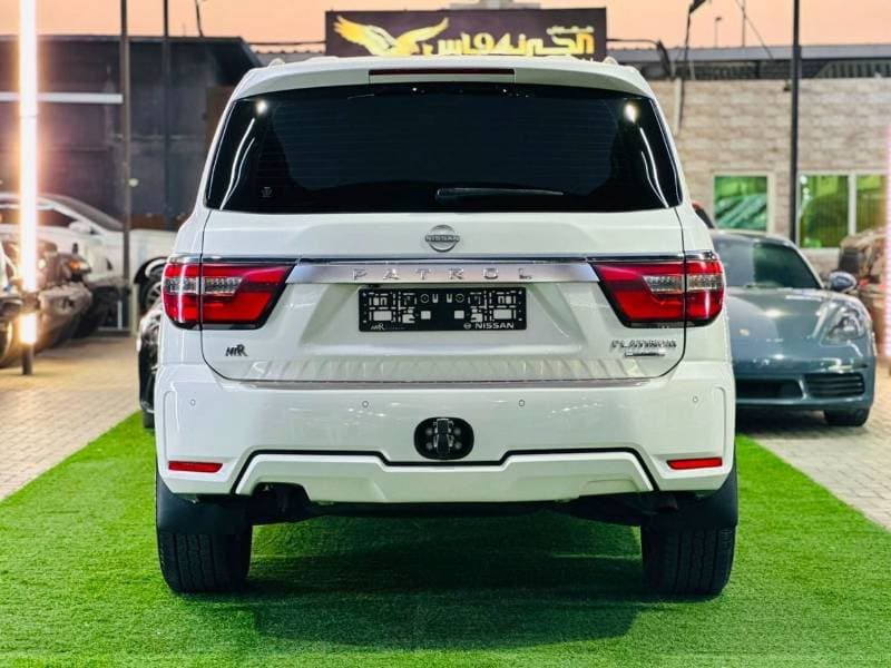 2020 Nissan Patrol LE PLATINUM CITY + thumbnail 7
