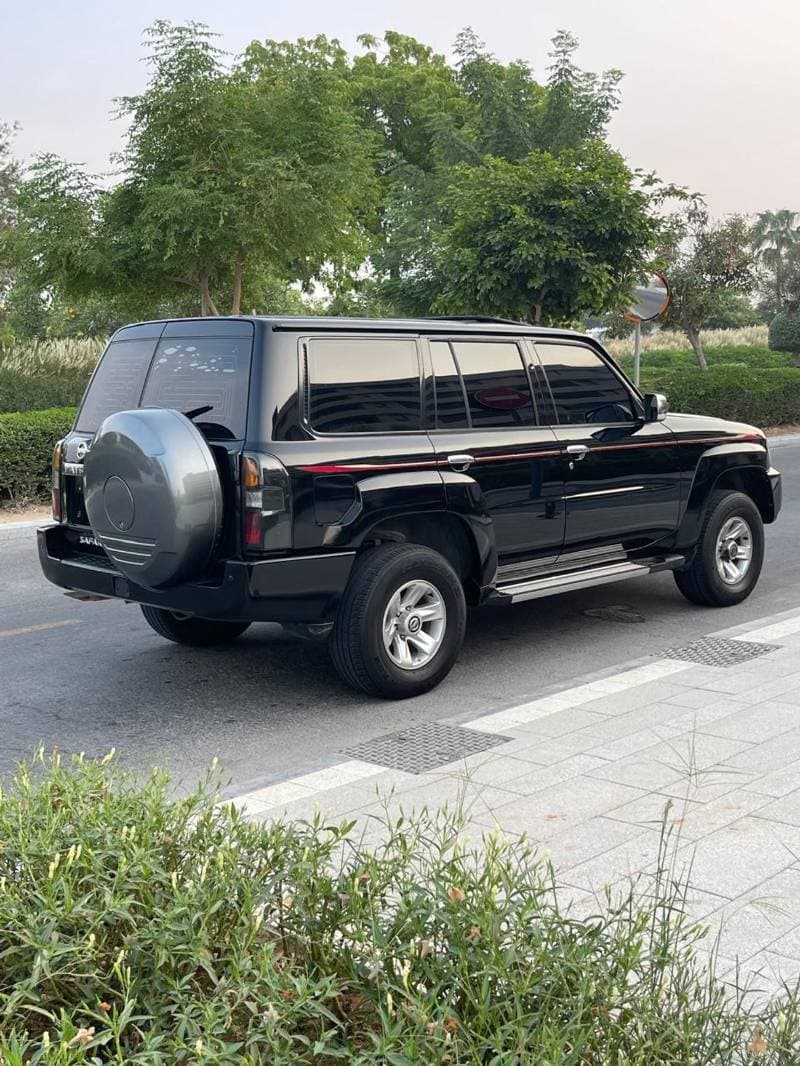 2016 Nissan Patrol SAFARI thumbnail 5