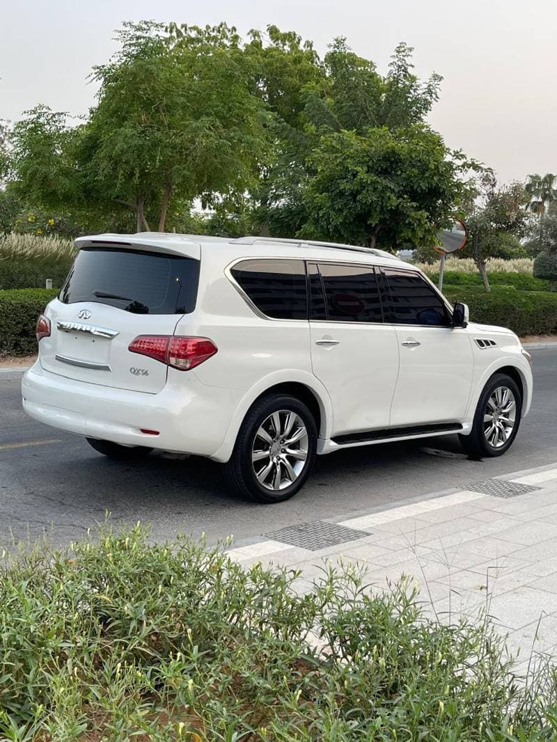 2012 Infiniti QX56 LUXURY thumbnail 5
