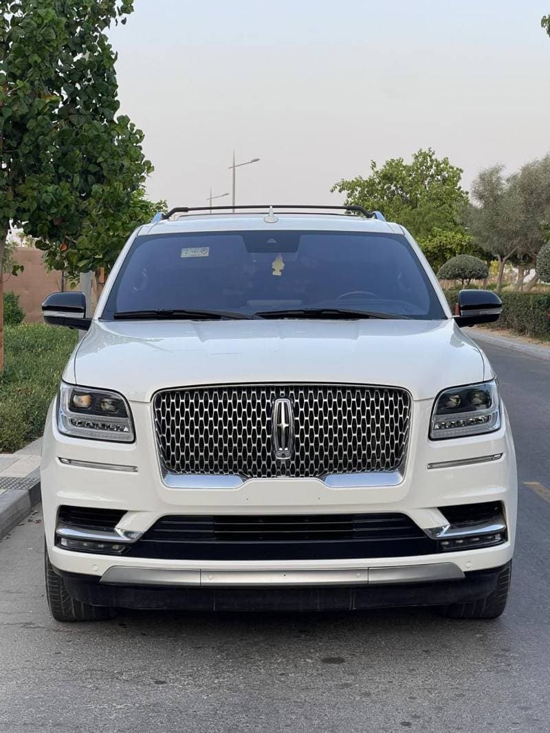 2020 Lincoln Navigator RESERVE thumbnail 2