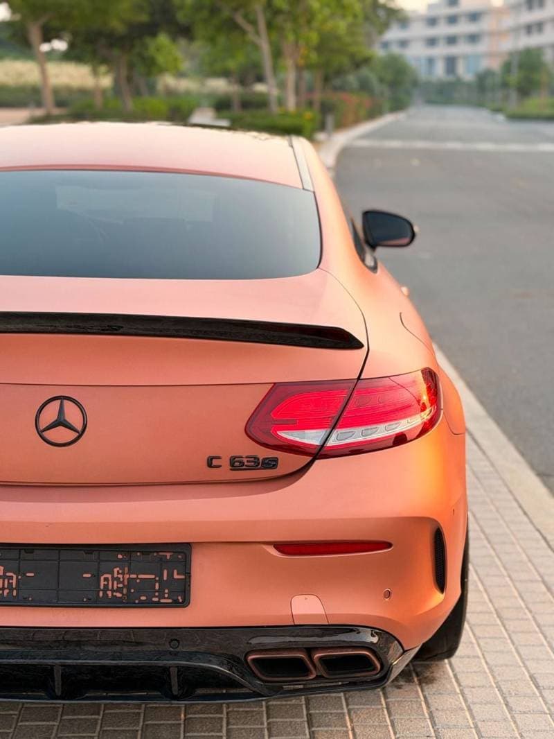 2016 Mercedes Benz C63 AMG S thumbnail 6