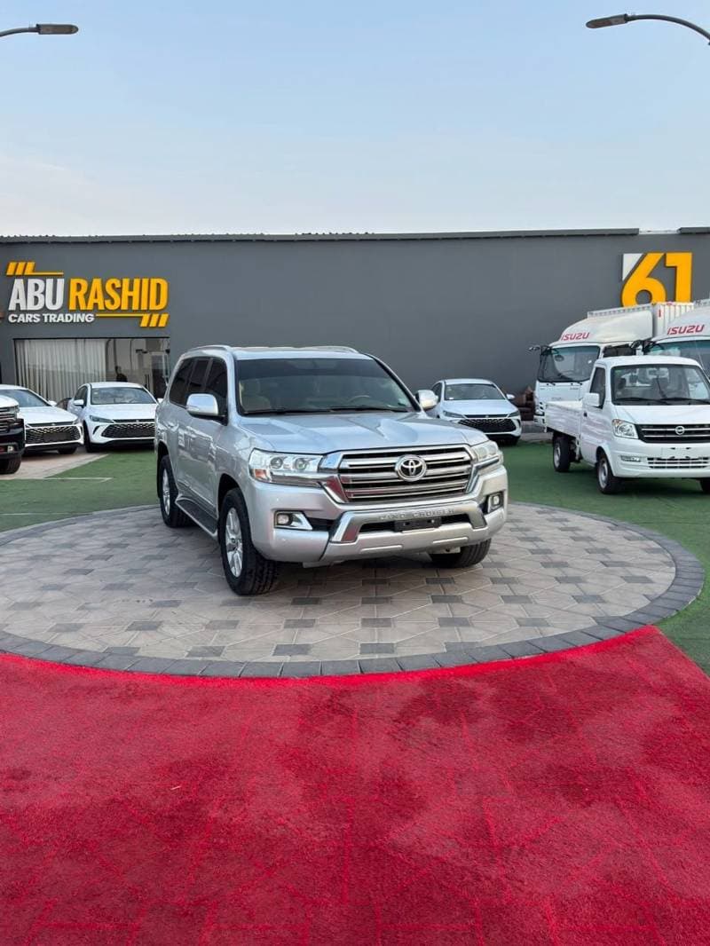 2017 Toyota Land Cruiser EXR