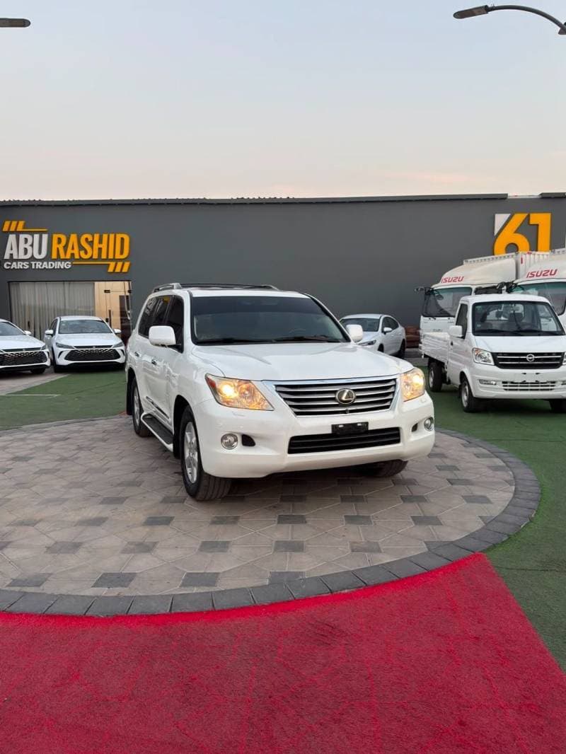 2010 Lexus LX570 TOP thumbnail 2