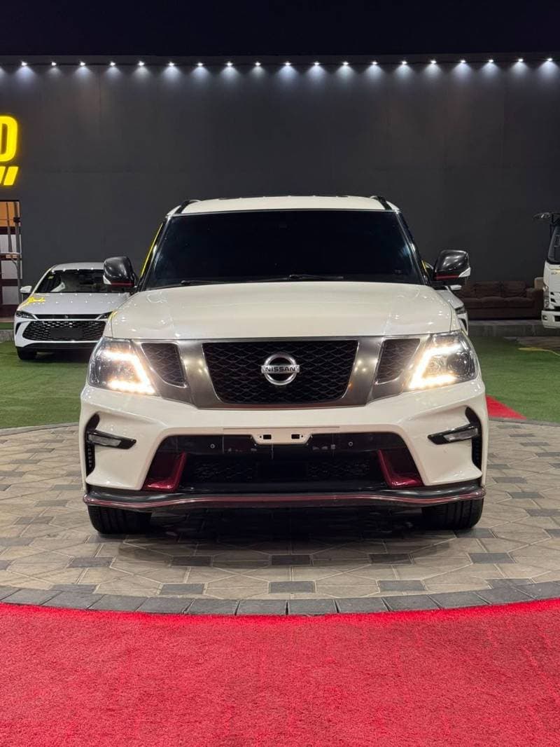 2016 Nissan Patrol LE PLATINUM CITY thumbnail 3