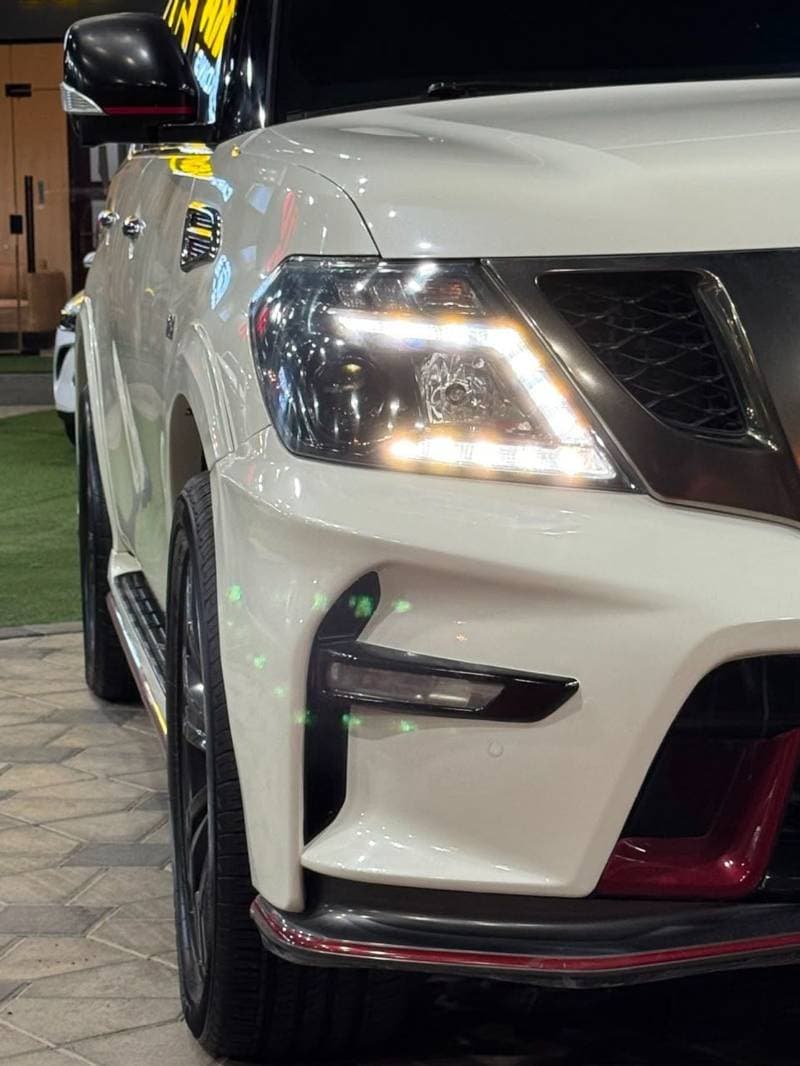 2016 Nissan Patrol LE PLATINUM CITY thumbnail 4