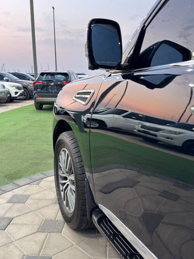 2021 Nissan Patrol LE PLATINUM CITY + thumbnail 5