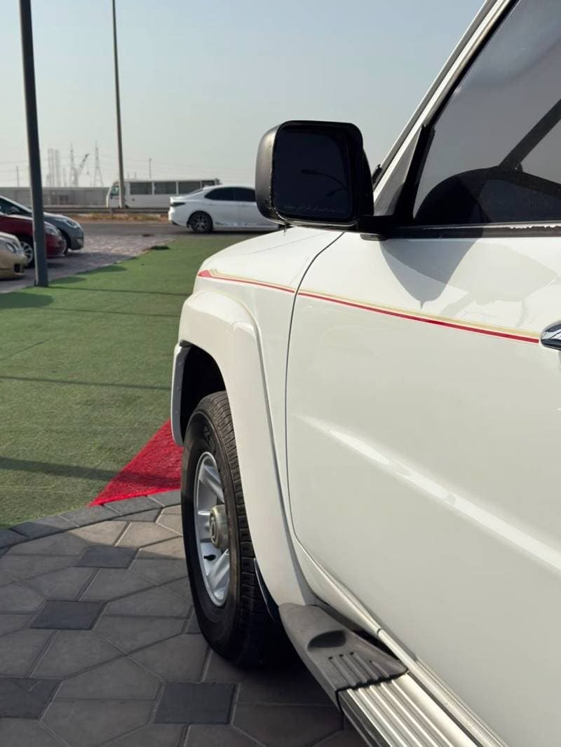 2010 Nissan Patrol SAFARI thumbnail 4