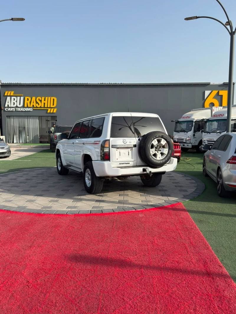 2010 Nissan Patrol SAFARI thumbnail 7