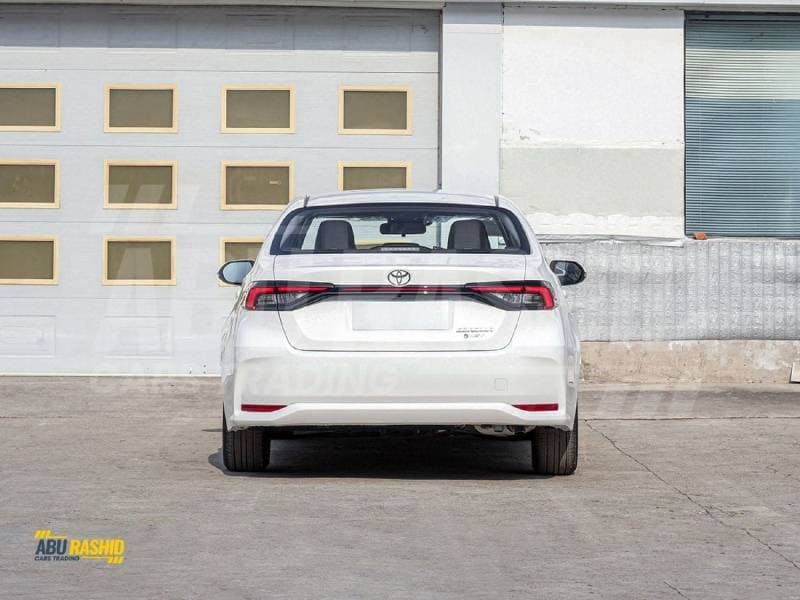 2026 Toyota Corolla XLI HEV thumbnail 2