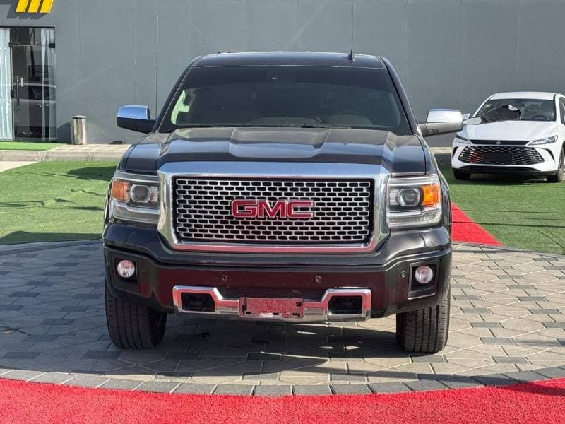 2015 GMC Sierra DENALI