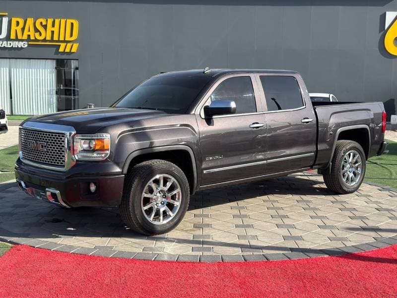 2015 GMC Sierra DENALI thumbnail 3