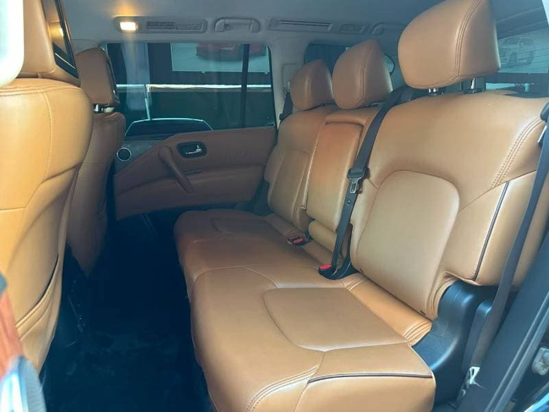 2018 Nissan Patrol SE PLATINUM CITY thumbnail 4