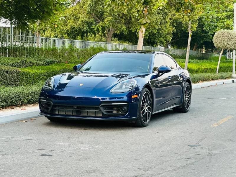 2022 Porsche Panamera 4