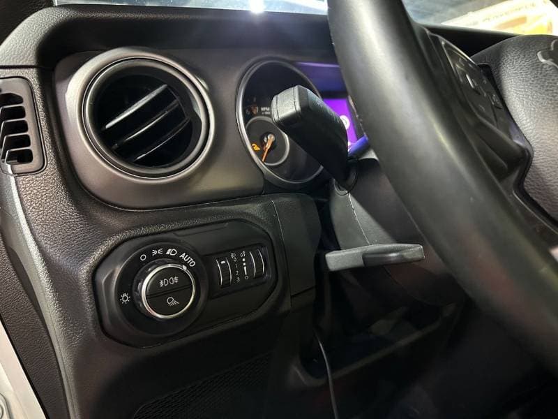 2022 Jeep Gladiator SPORT thumbnail 6
