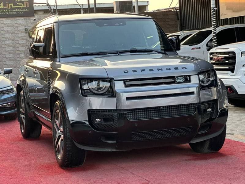 2024 Land Rover Defender thumbnail 5