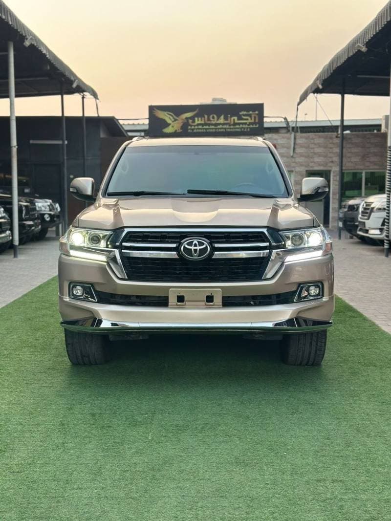 2015 Toyota Land Cruiser GXR