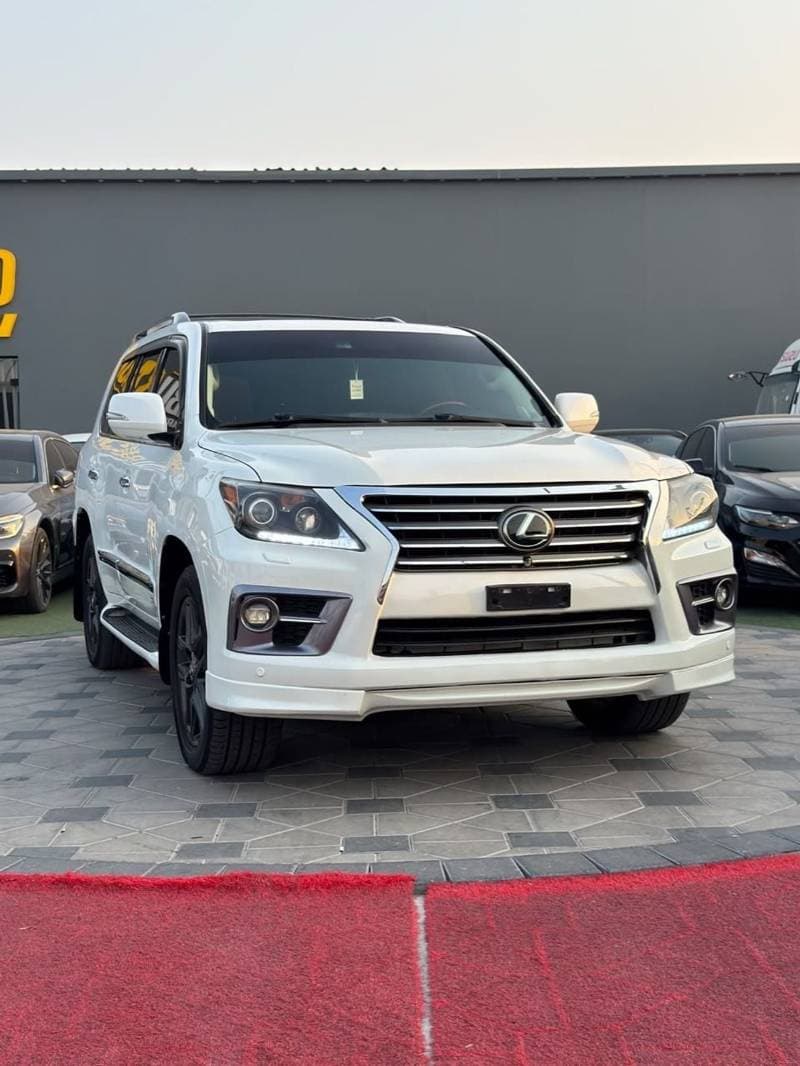 2015 Lexus LX570 SPORT PLATINUM thumbnail 2