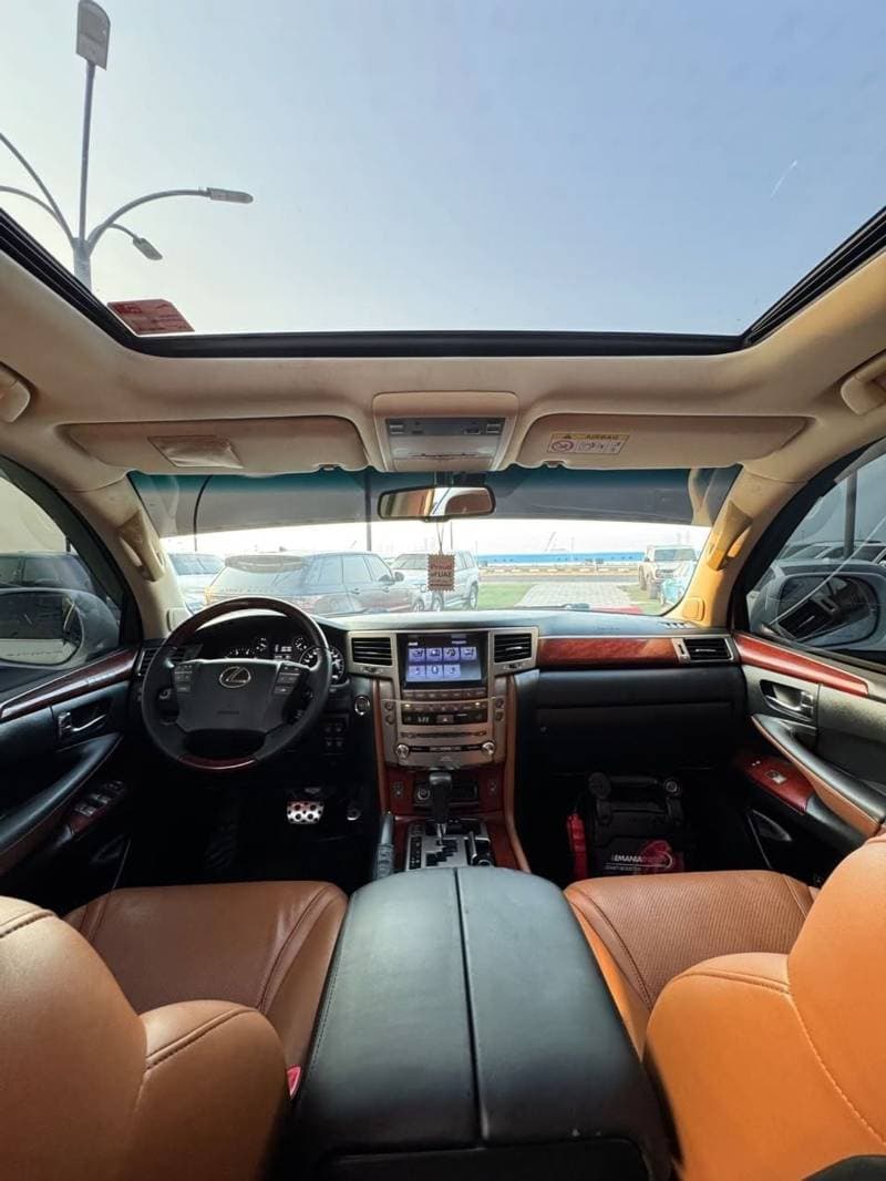 2015 Lexus LX570 SPORT PLATINUM thumbnail 4