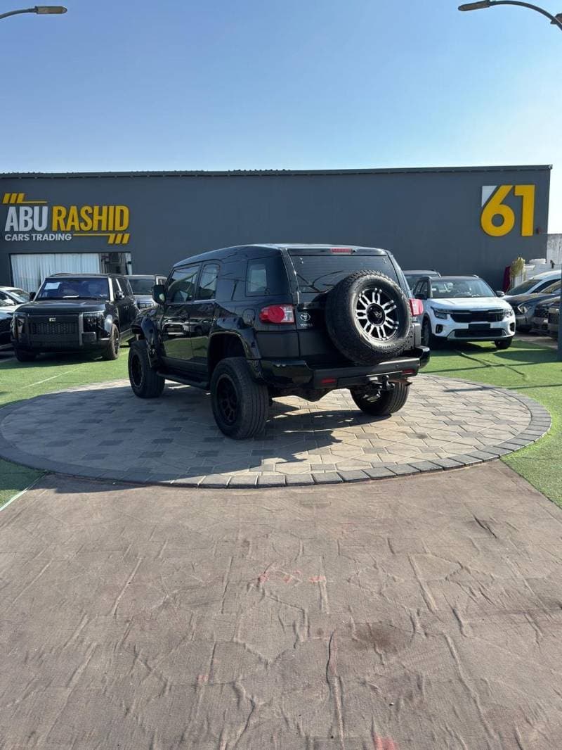 2009 Toyota FJ Cruiser BASE thumbnail 4