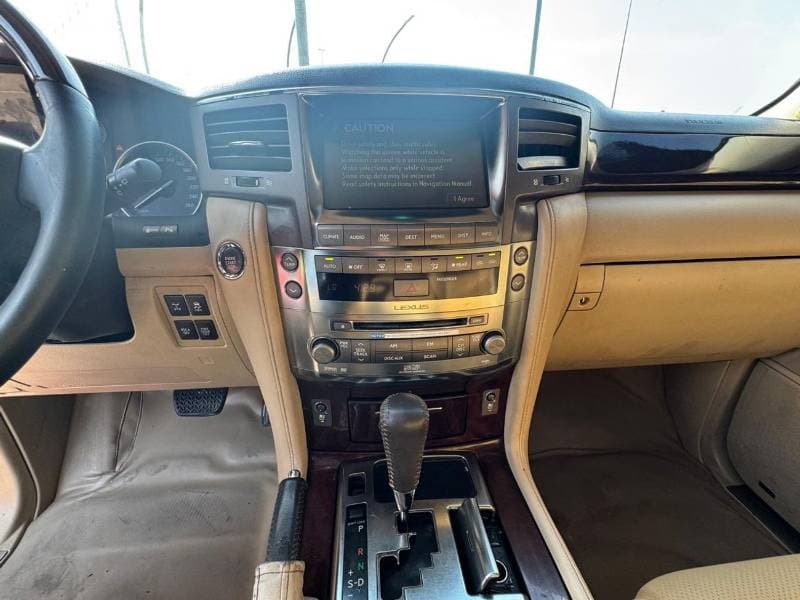 2009 Lexus LX570 TOP thumbnail 8