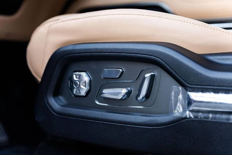 2025 BYD Leopard 8 FLAGSHIP thumbnail 5
